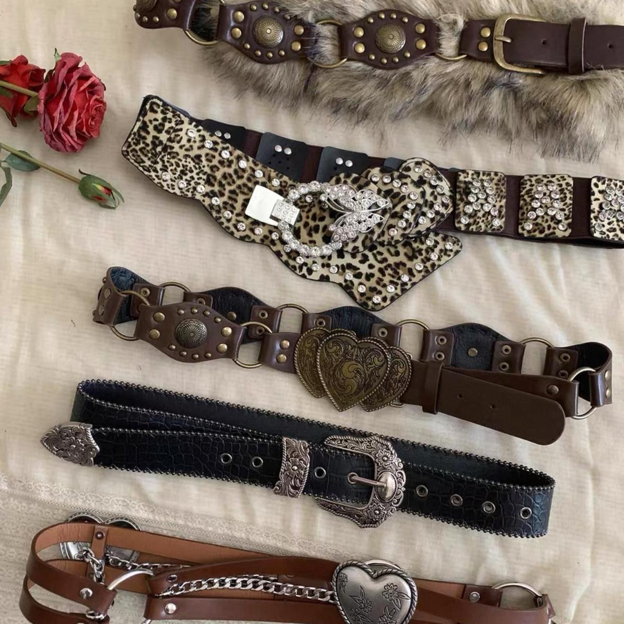 Brown ring belt