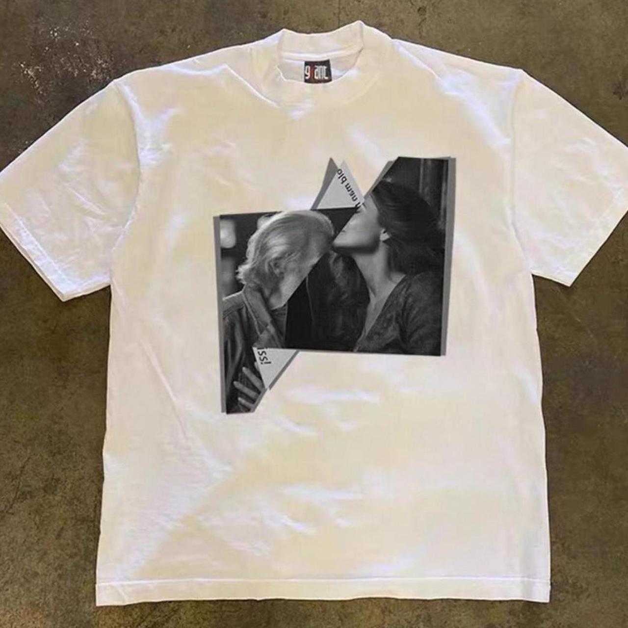 White fractured tee