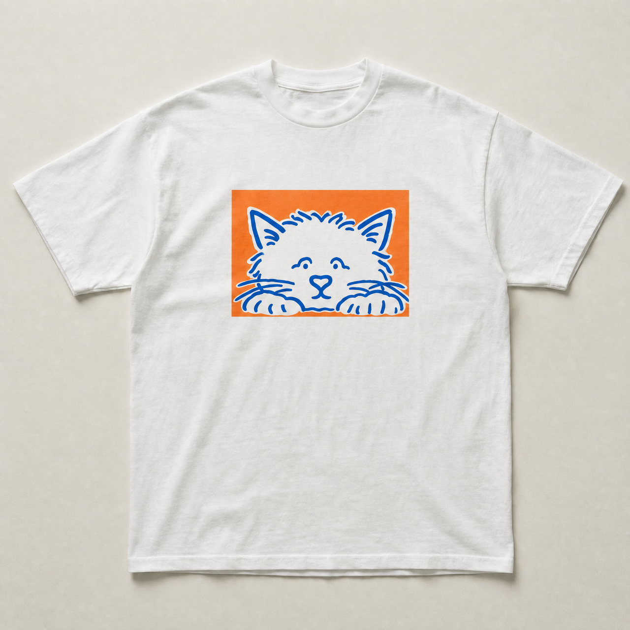 Peeking cat tee