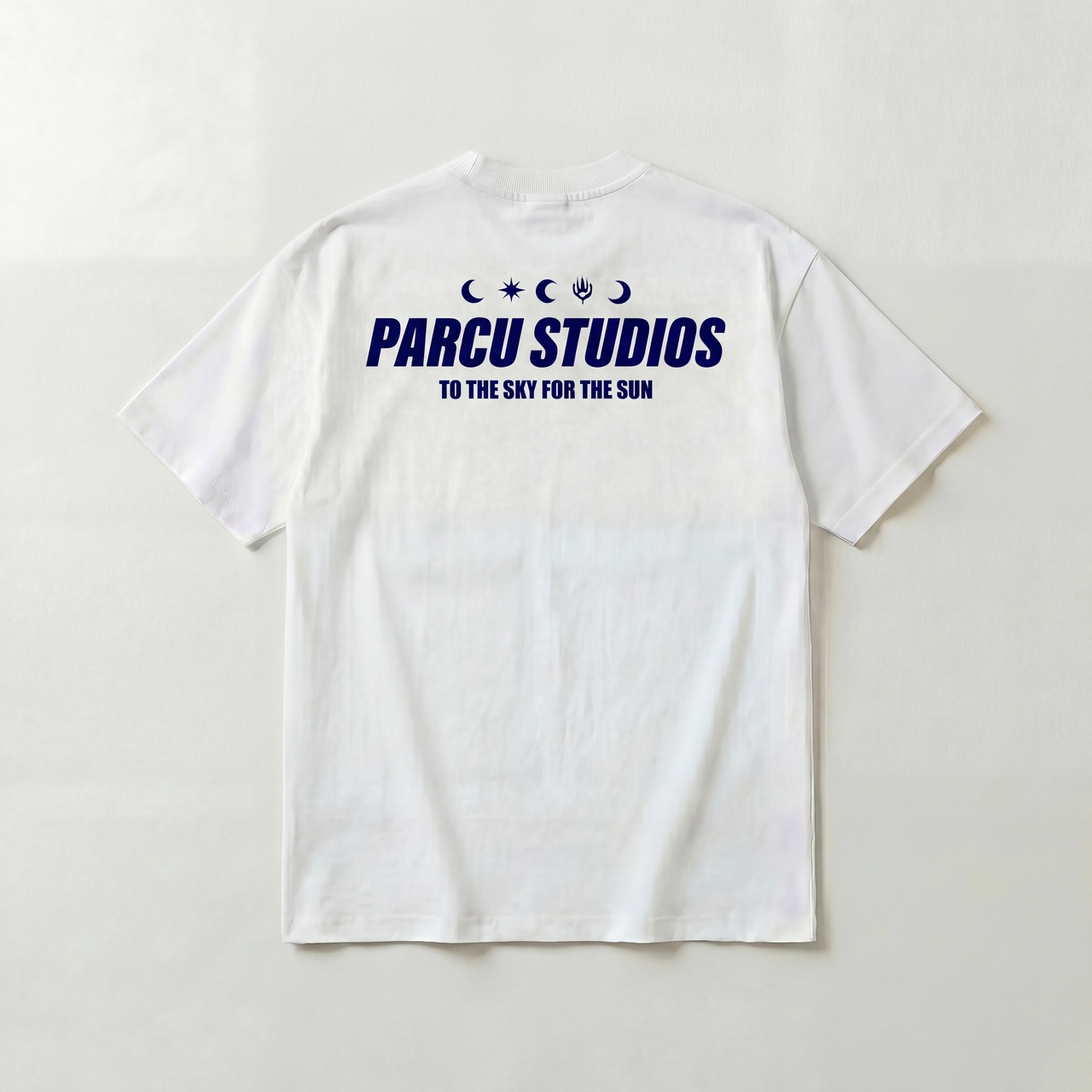 Kamelfarbenes T-Shirt aus schwerem Material