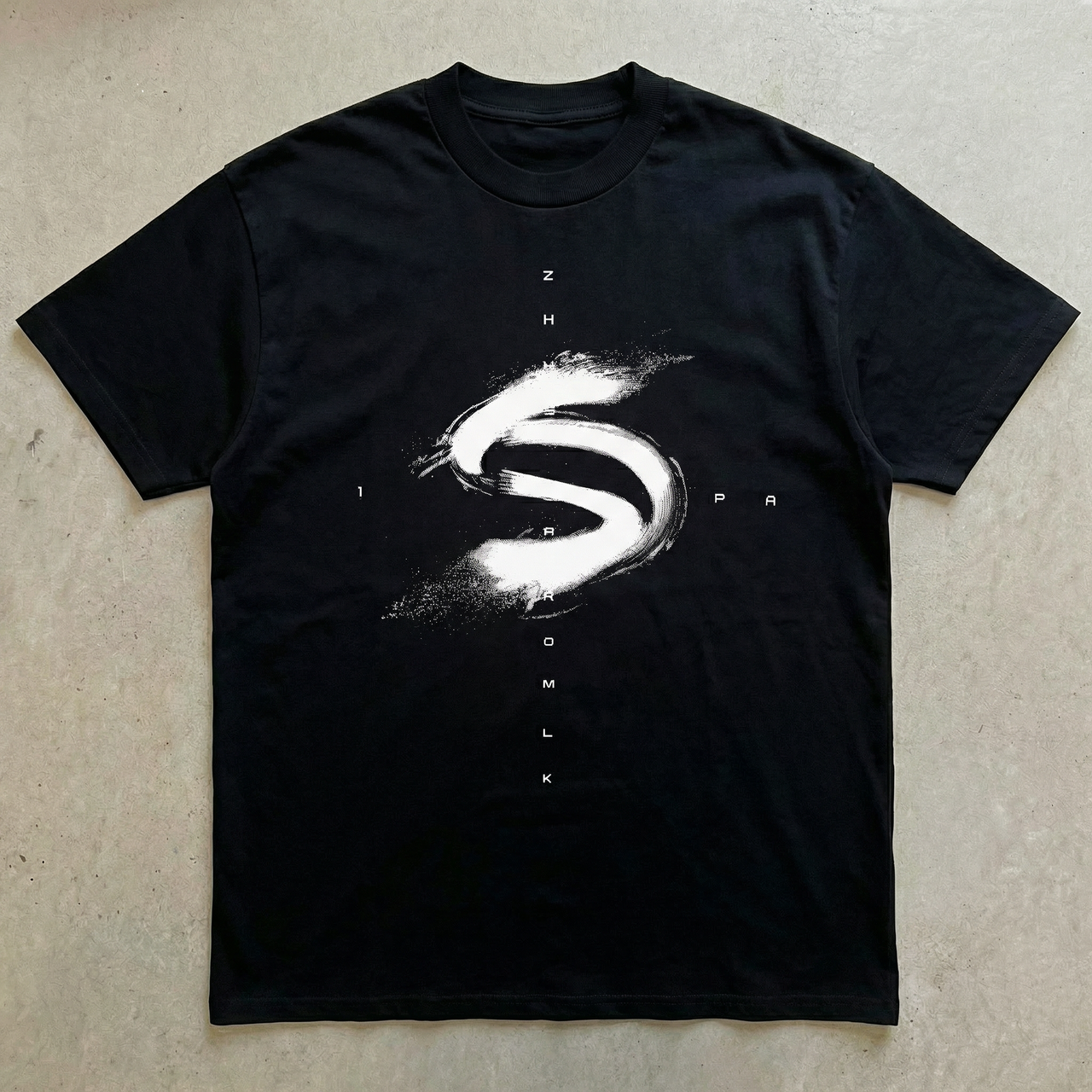 Black S wave heavyweight tee