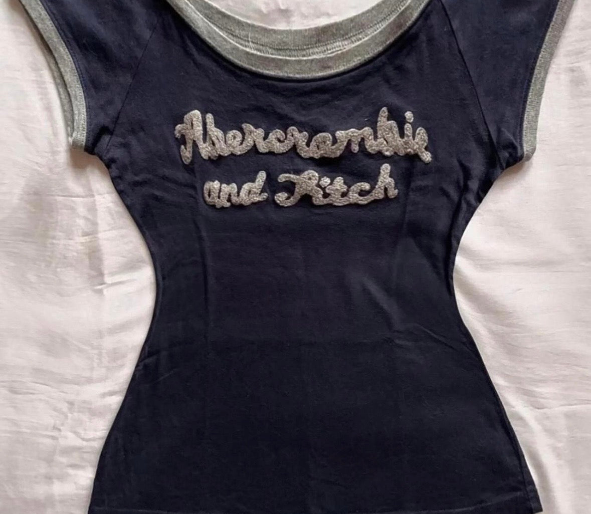 Navy sleeveless fitch top