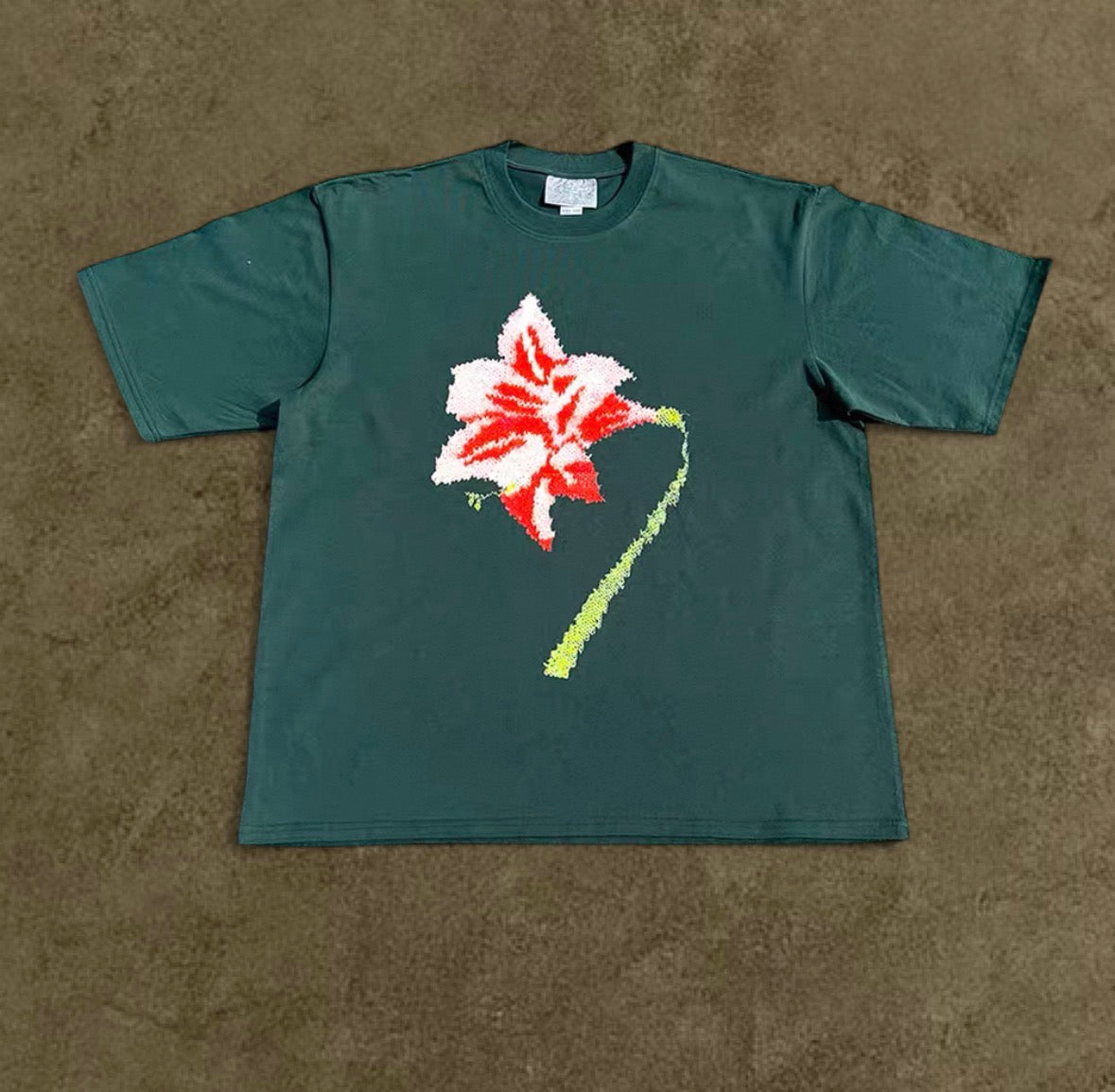 Green hibiscus standard tee