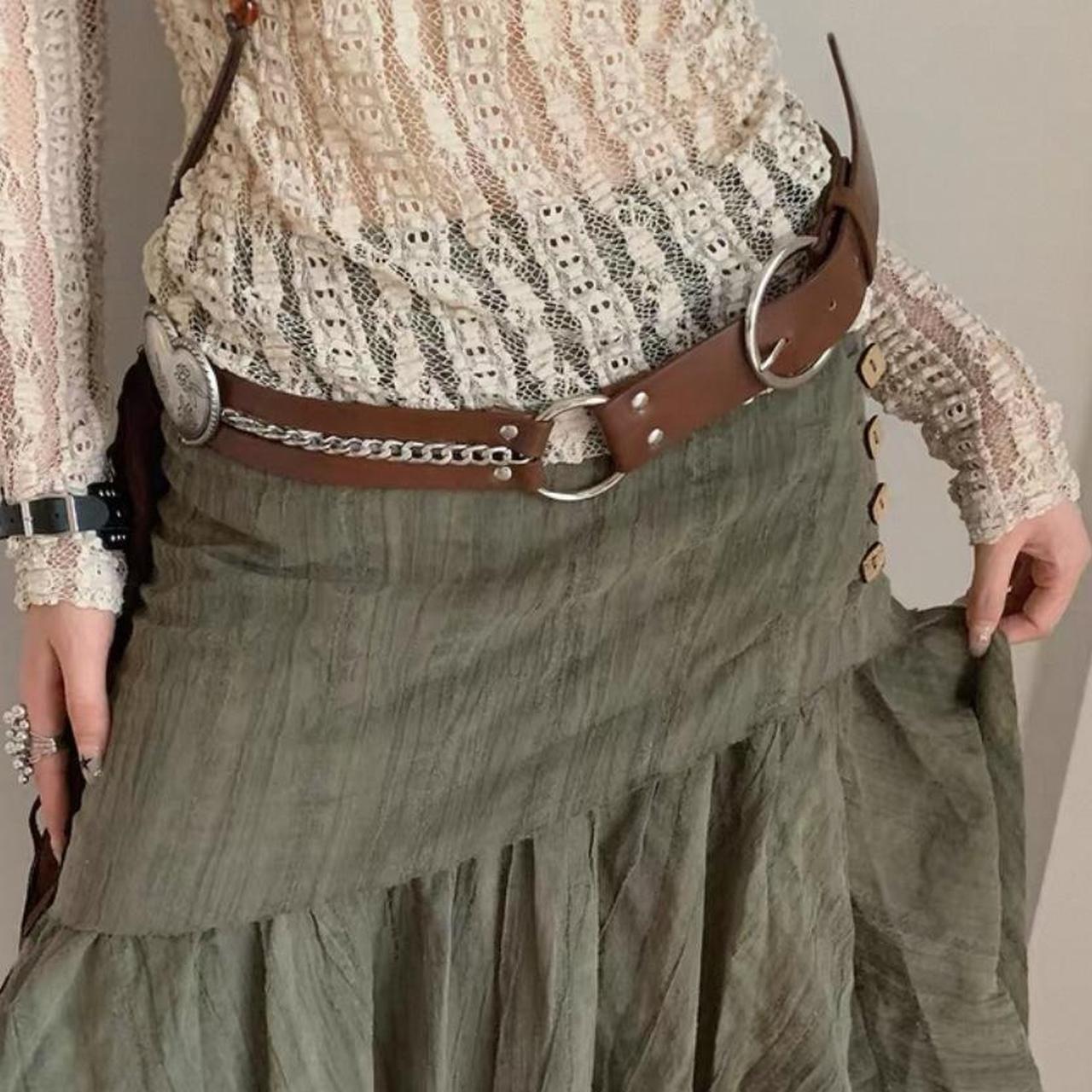 Brown ring belt