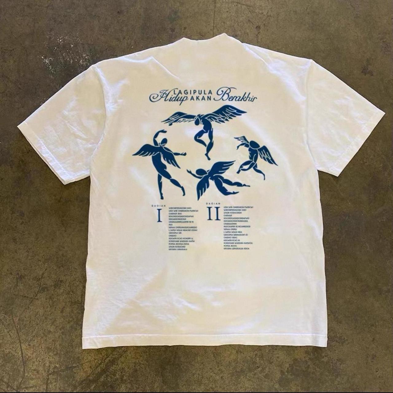 Dancing angel heavyweight tee