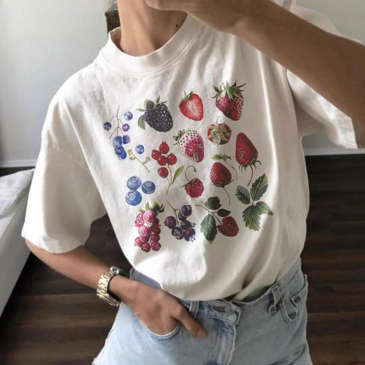 Fruit berry tee