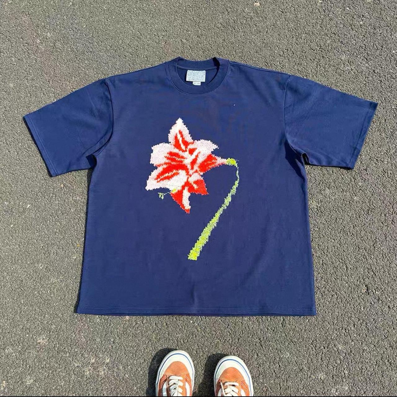 Blue hibiscus tee