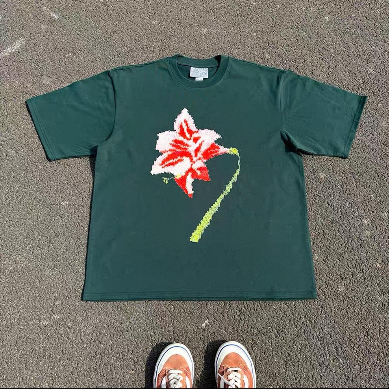Green hibiscus tee
