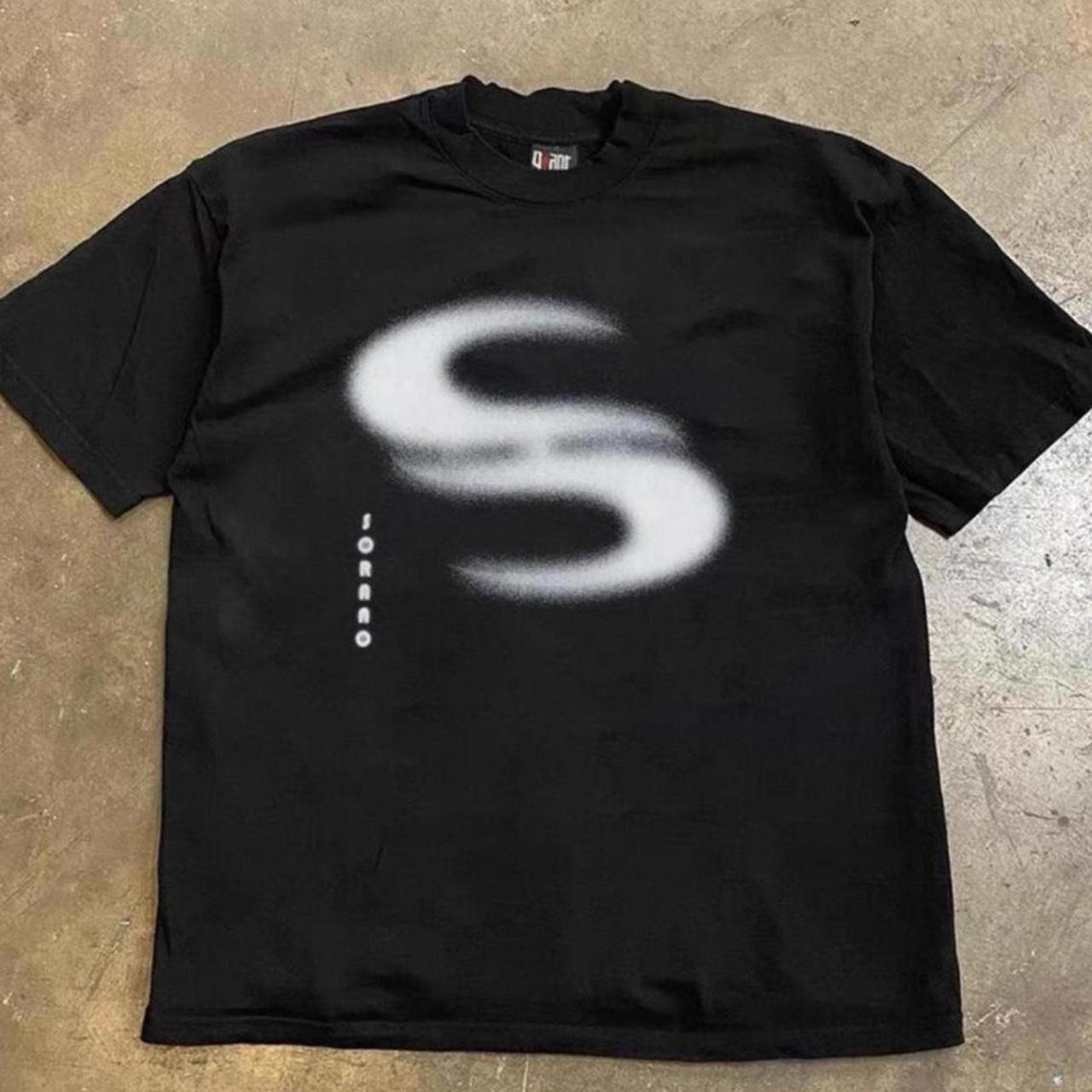 Black S wave tee