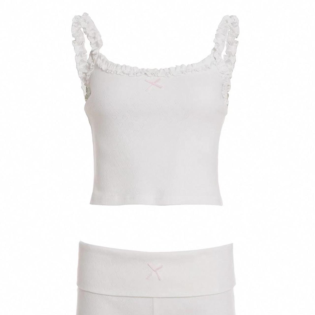 White ruffles set