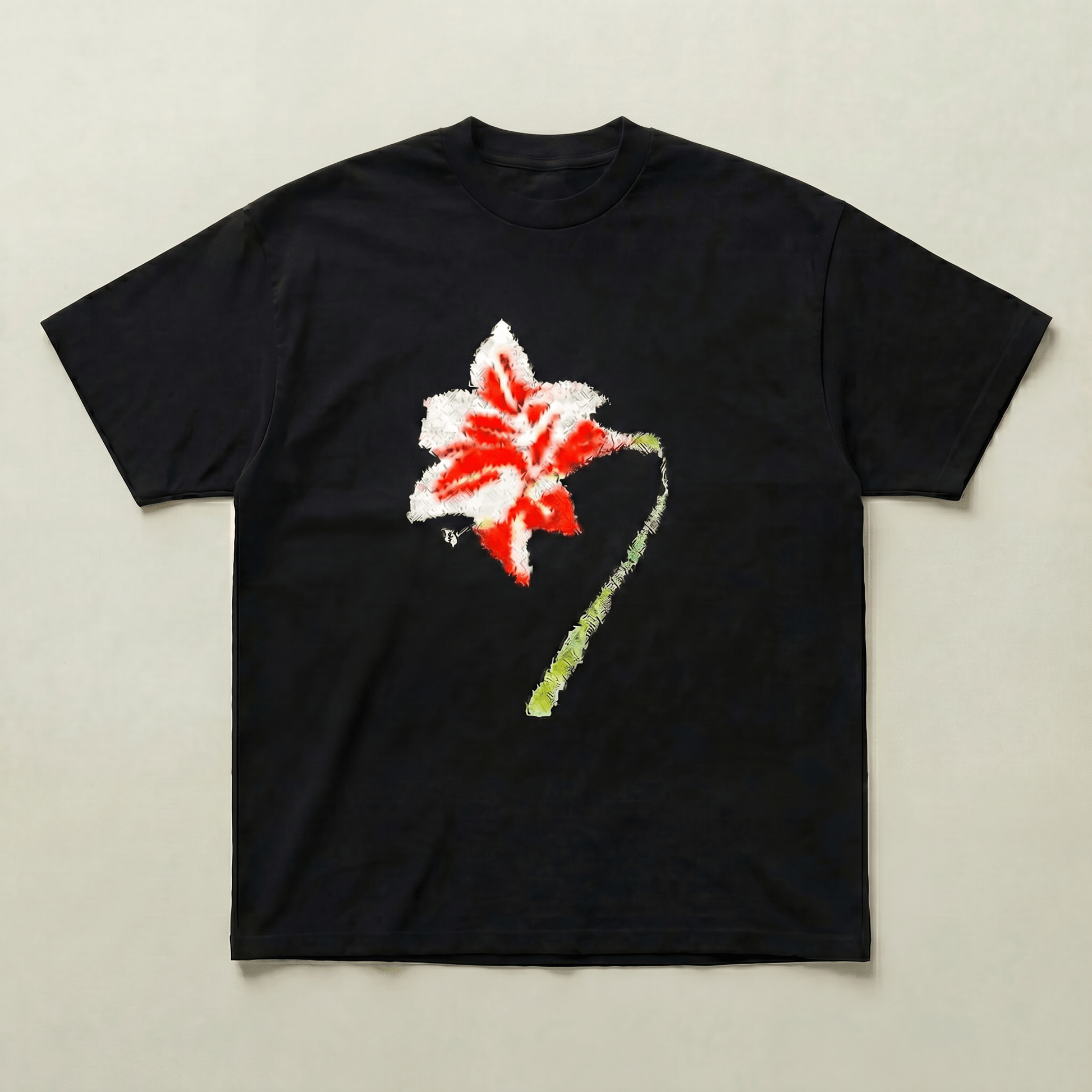 Black hibiscus tee