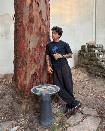 Blue Frog heavyweight tee | Miguel, 180cm / 5'11", wearing size Medium (Classic Fit)