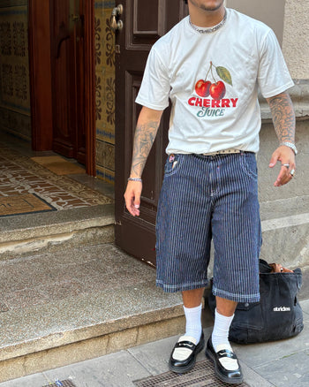 Cherry juice heavyweight tee | Ale, 181cm / 5'11", wearing size Medium (Classic Fit)