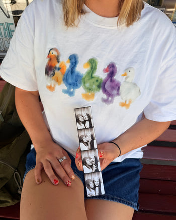 Duck crossing heavyweight tee | Natalie, 165cm / 5'5", wearing size Medium (Classic Fit)