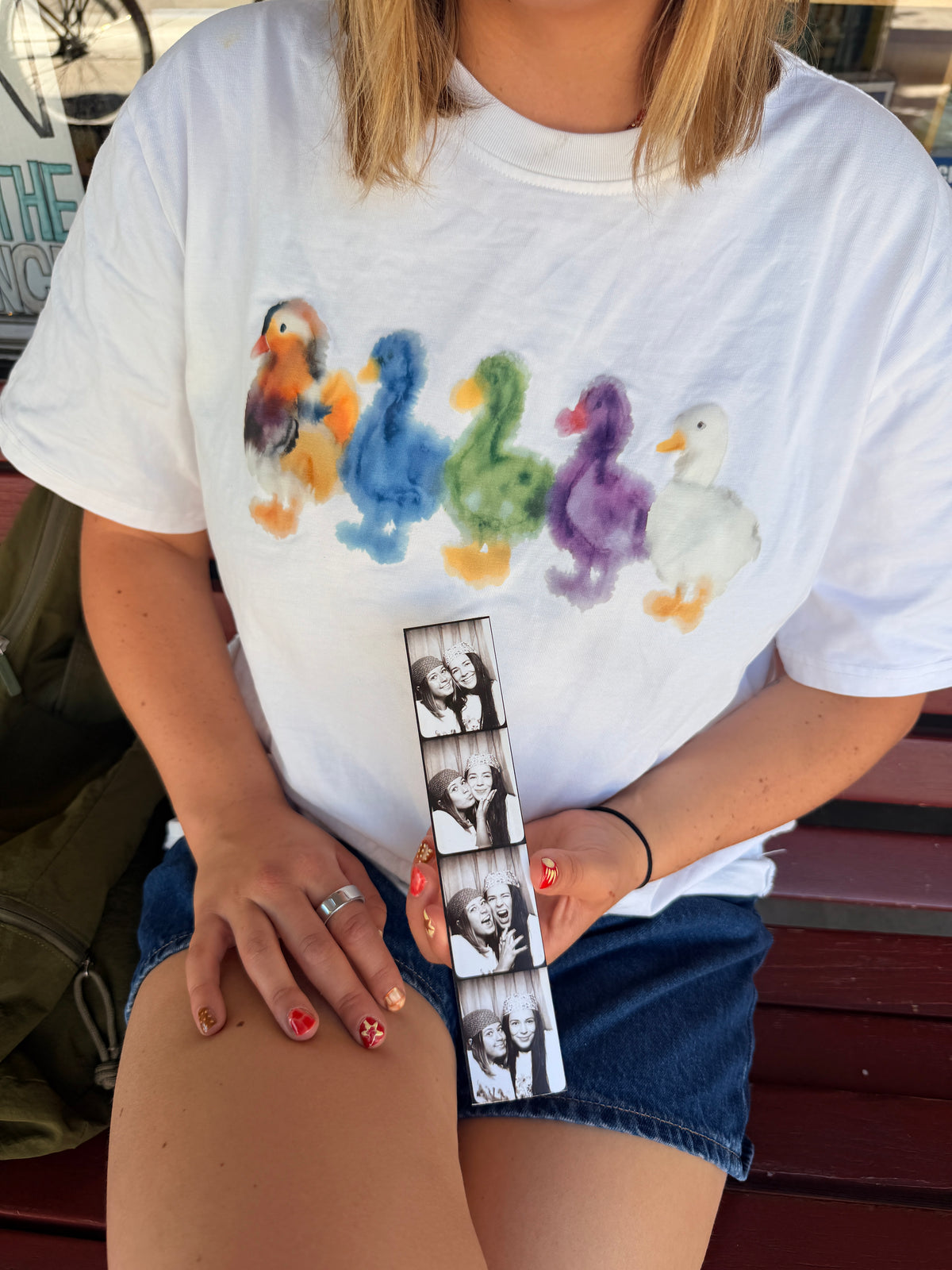 Duck crossing heavyweight tee