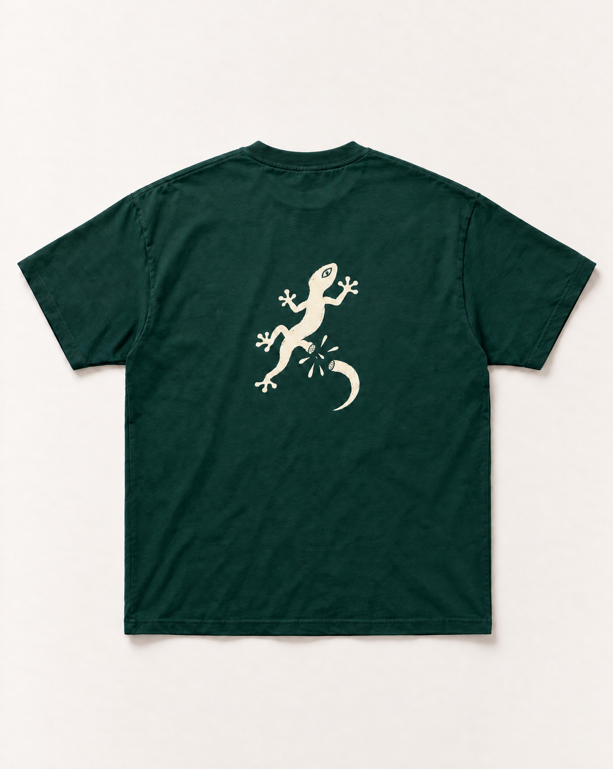 Green gecko heavyweight tee