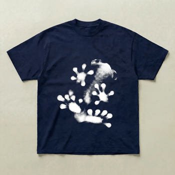 Navy Gecko tee