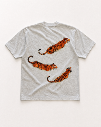 White Swimming tigers Heavyweight tee