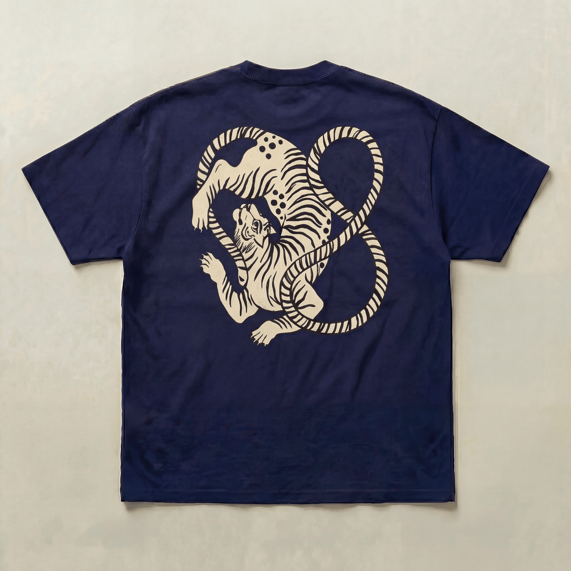 Tiger tail tee