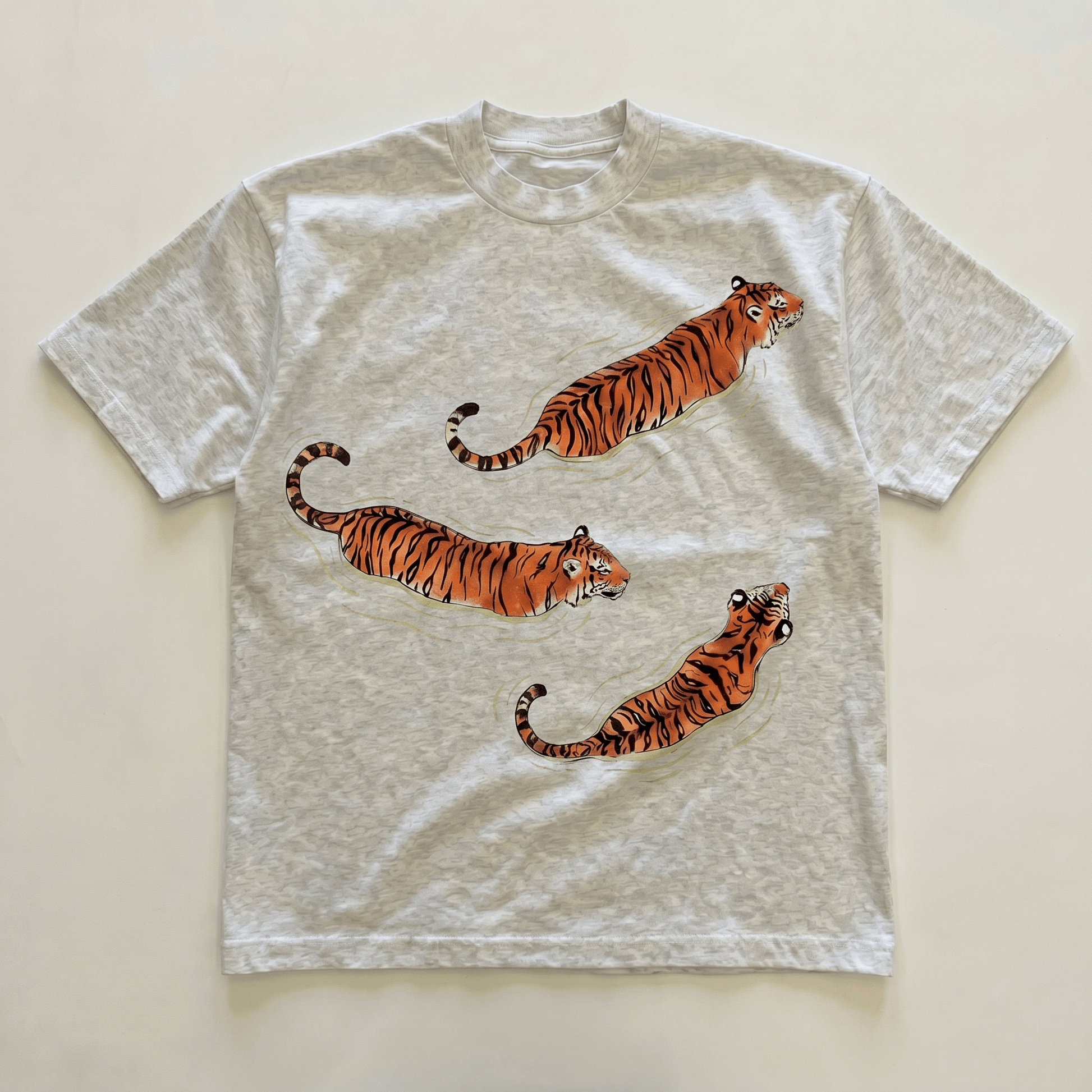 White Swimming tigers Heavyweight tee - PARCU